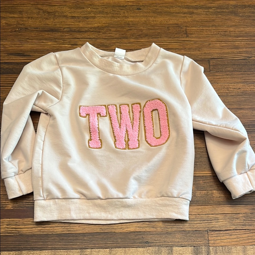 Girls' Pink 'TWO' Chenille Appliqué Sweatshirt